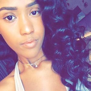 Meet your Posher, Joann